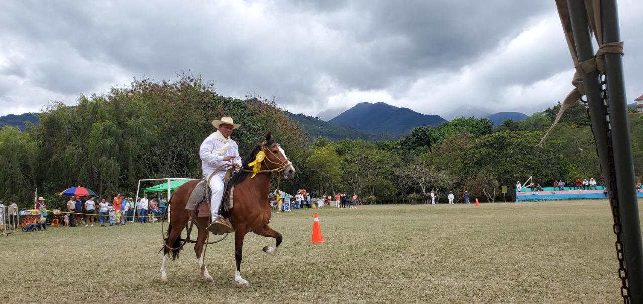 Апартаменты In The Heart Of Vilcabamba House Don Tuquito Экстерьер фото